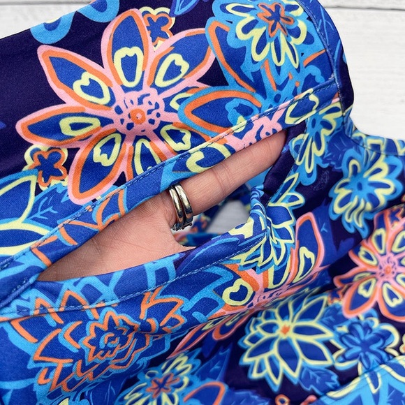 Barbells and Pizza Malala Bra - Picture 3 of 4